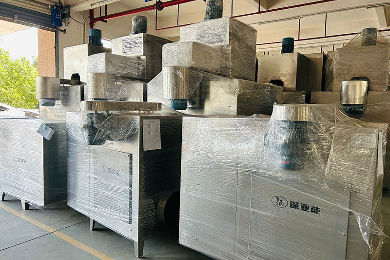 机床油雾收集器：守护健康与环境的工业卫士——深亚能油雾净化器推荐